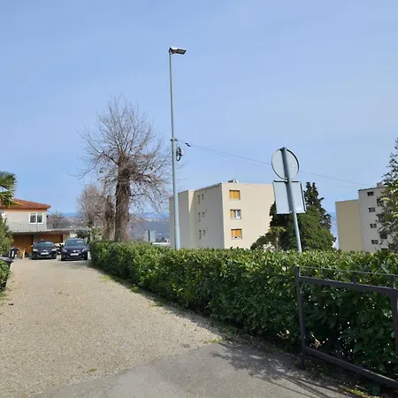 Neda Appartement *